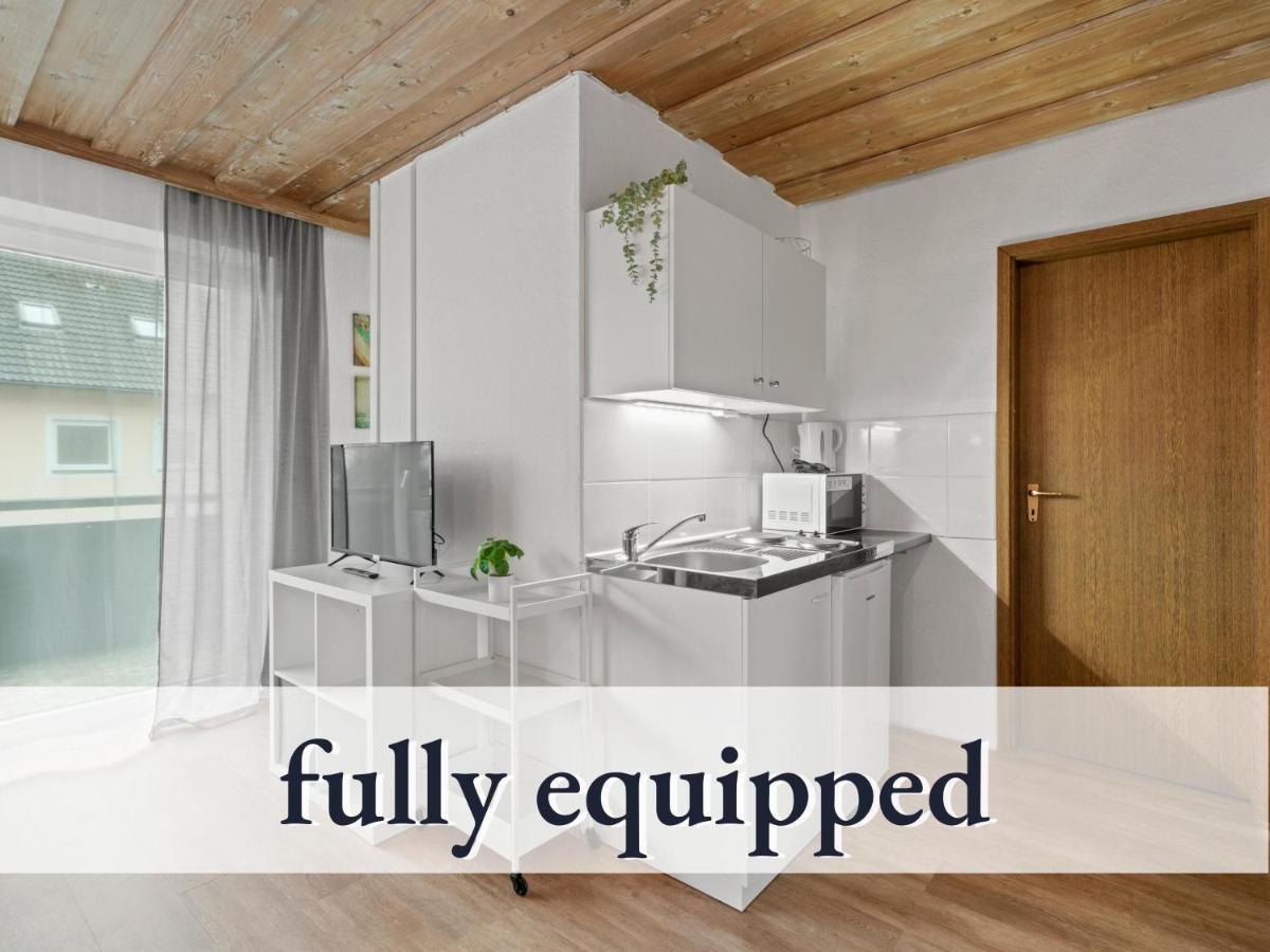 Hallo!-Apartment 8: Cozy City Center Stay with Sunny Balcony Bad Worishofen Exterior photo