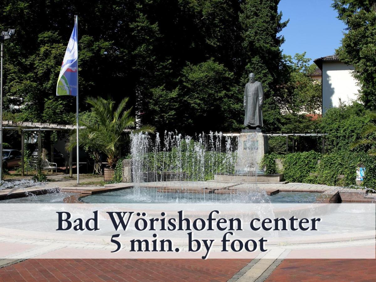 Hallo!-Apartment 8: Cozy City Center Stay with Sunny Balcony Bad Worishofen Exterior photo